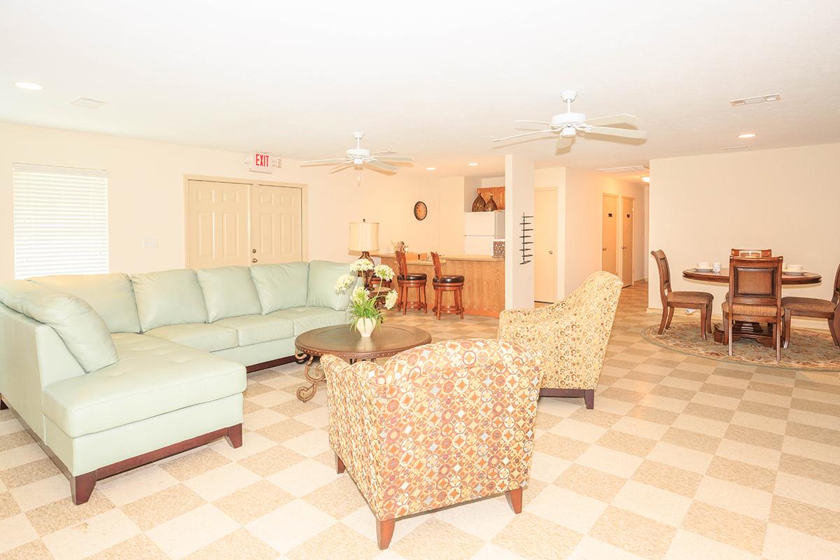 KICK BACK IN THE CLUBHOUSE WITH WI-FI