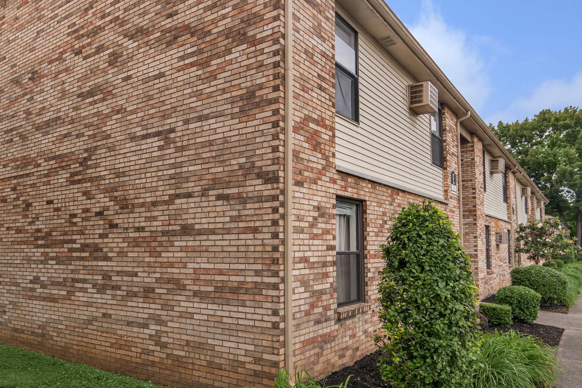 beautiful brick exterior at Eagles Crest at Wallace in Clarksville, Tennessee