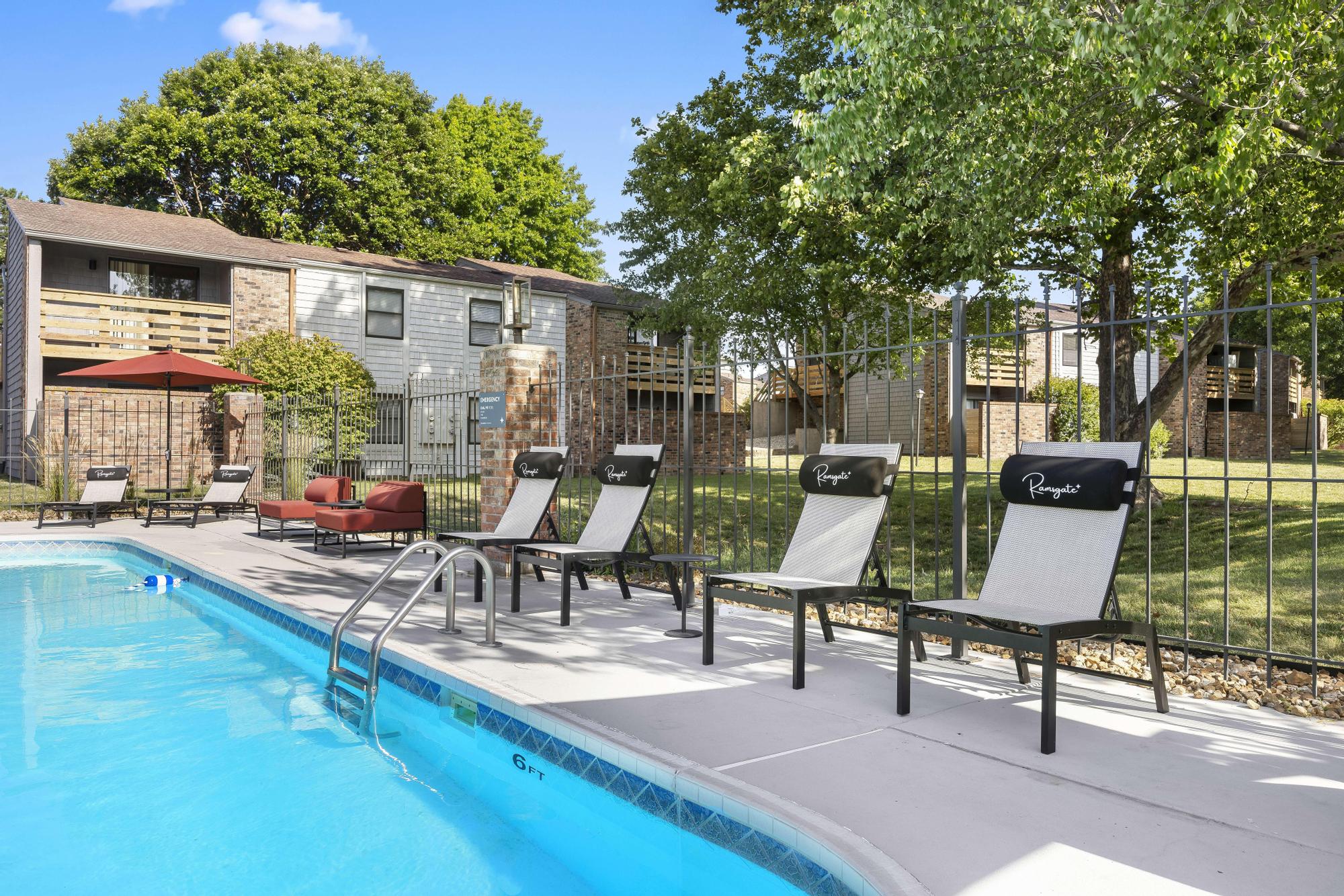 Resort-Style Furniture - Poolside Lounge