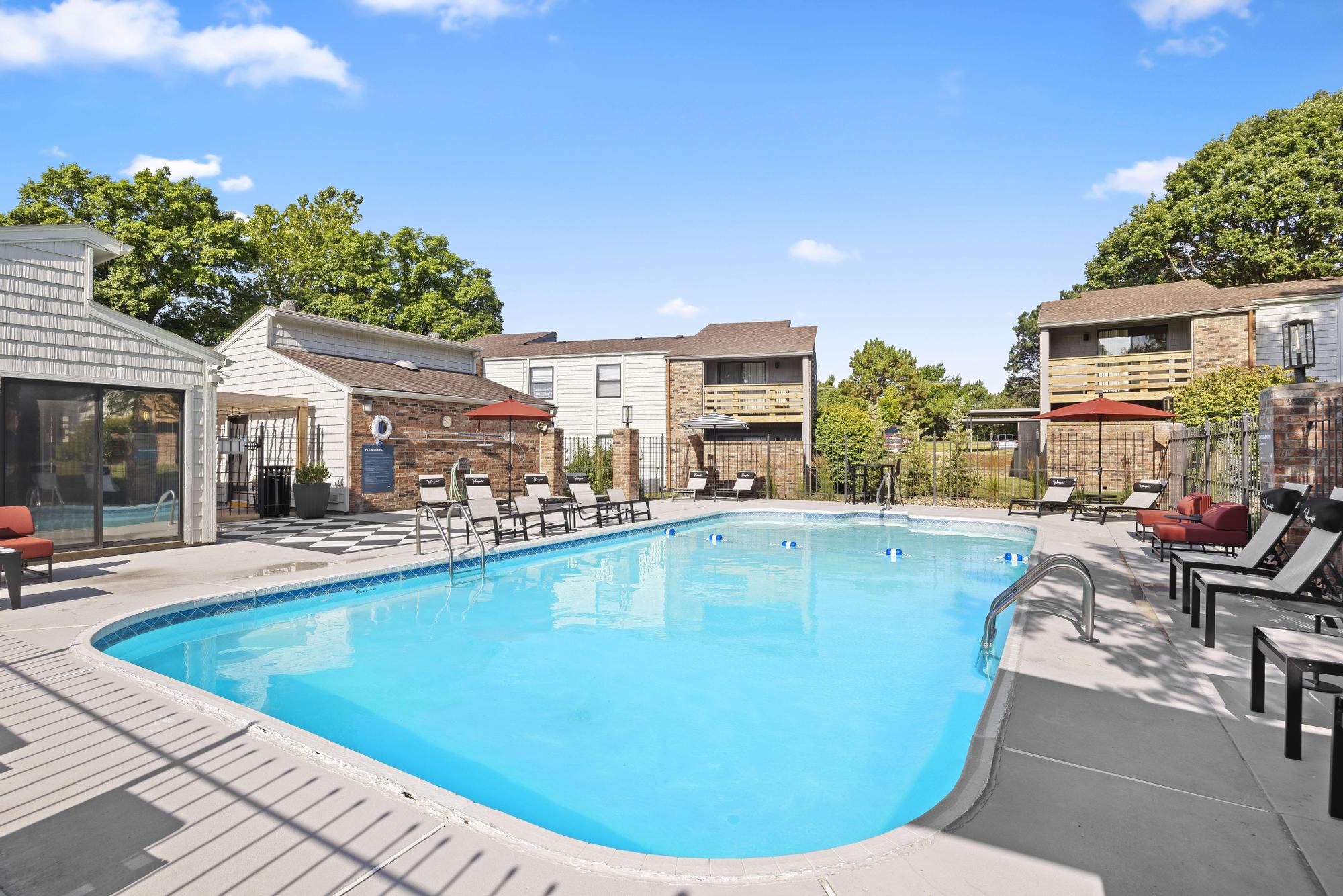 Sparking Pool