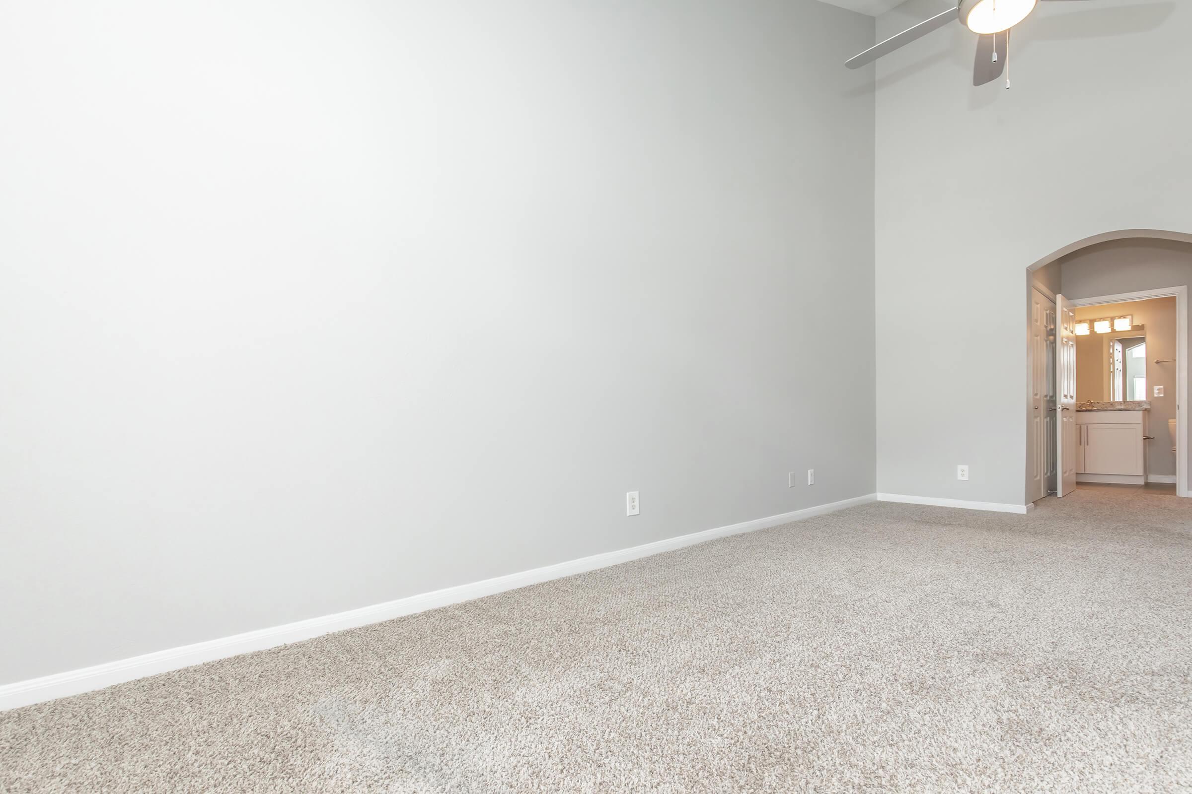 SPACIOUS BEDROOMS FOR RENT AT 1001 ROSS