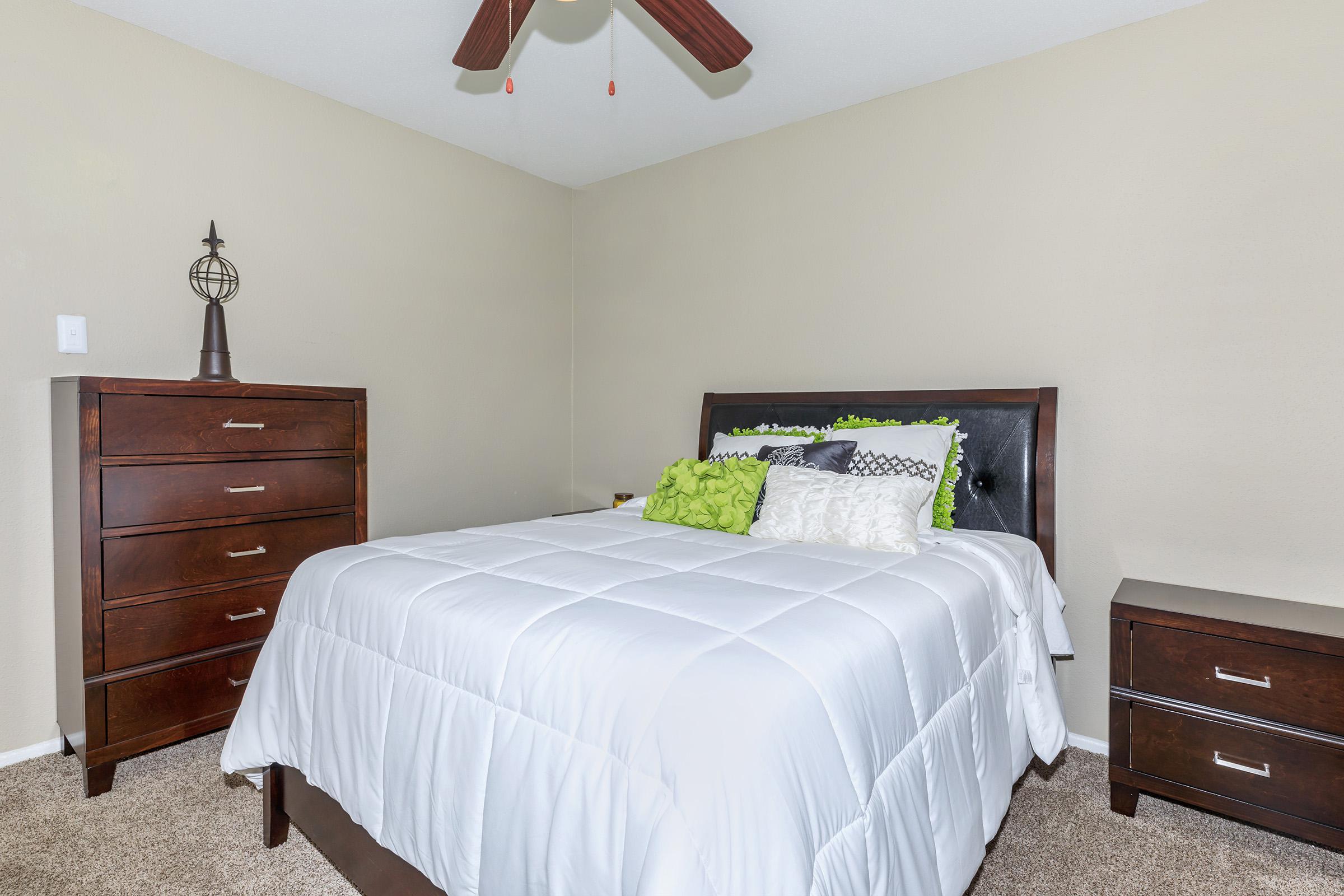 SCHEDULE A TOUR OF OUR PET-FRIENDLY APARTMENTS IN DEER PARK, TX