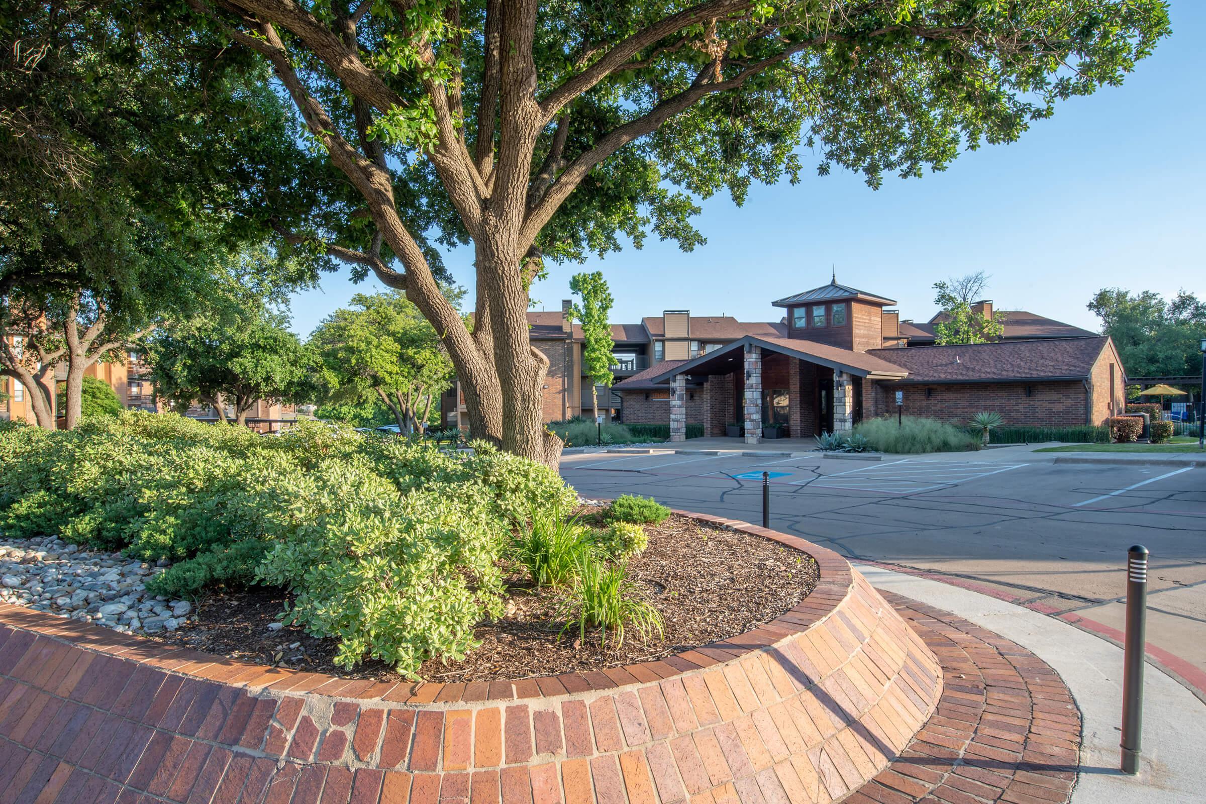 Building 3.jpg