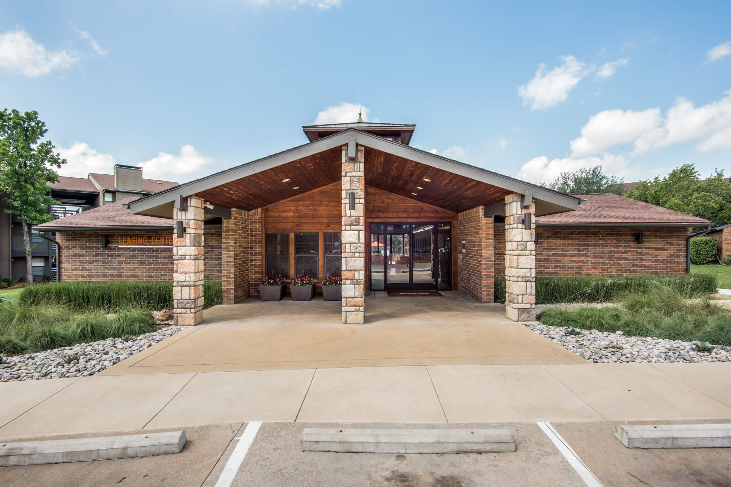 Leasing Office 4.jpg