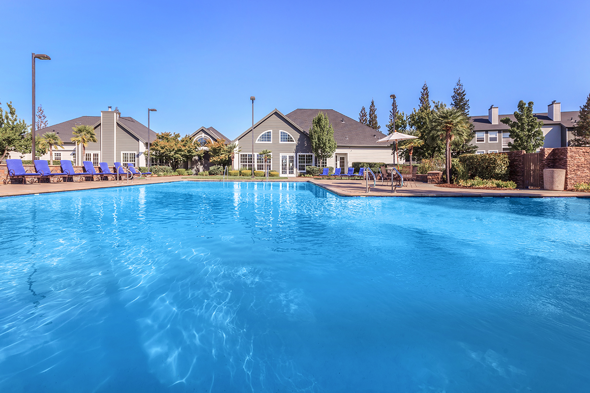 Rosemeade at Olympus Pointe Apartments in Roseville, CA