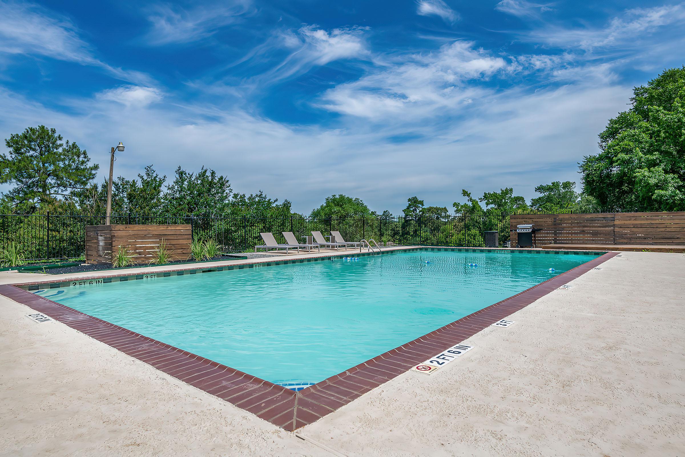 HAVE A POOL-SIDE BARBECUE IN NACOGDOCHES, TEXAS