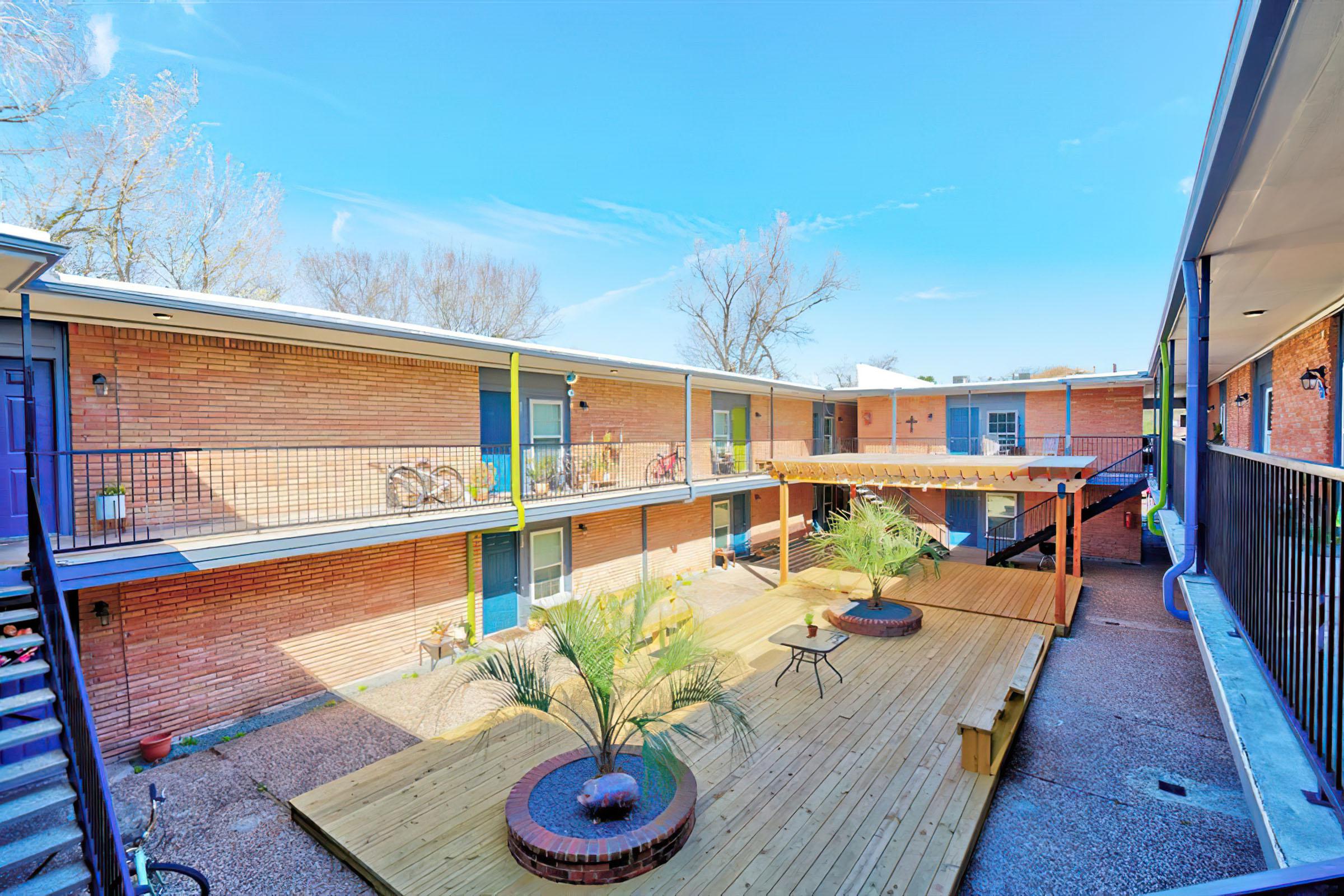 exterior-width-2400px.jpeg