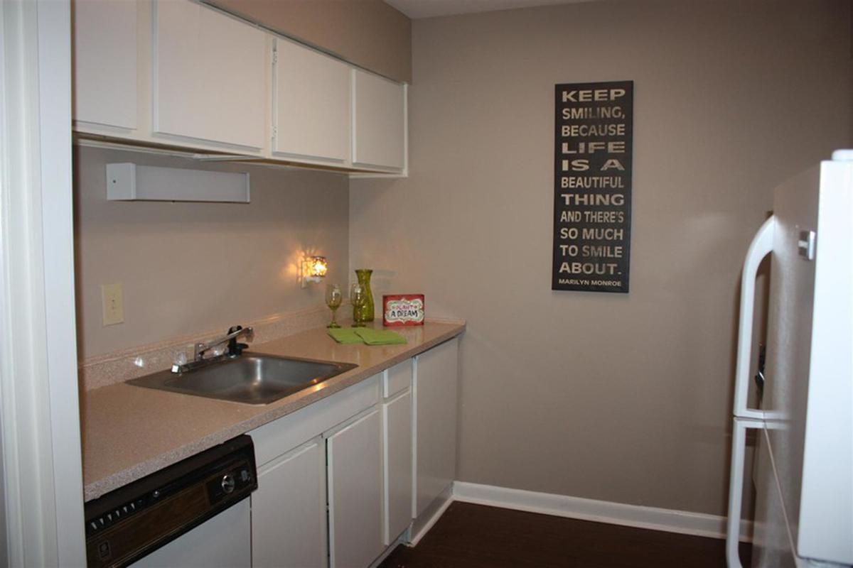 serenity-apartments-at-huntsville-huntsville-al-building-photo (3).jpg