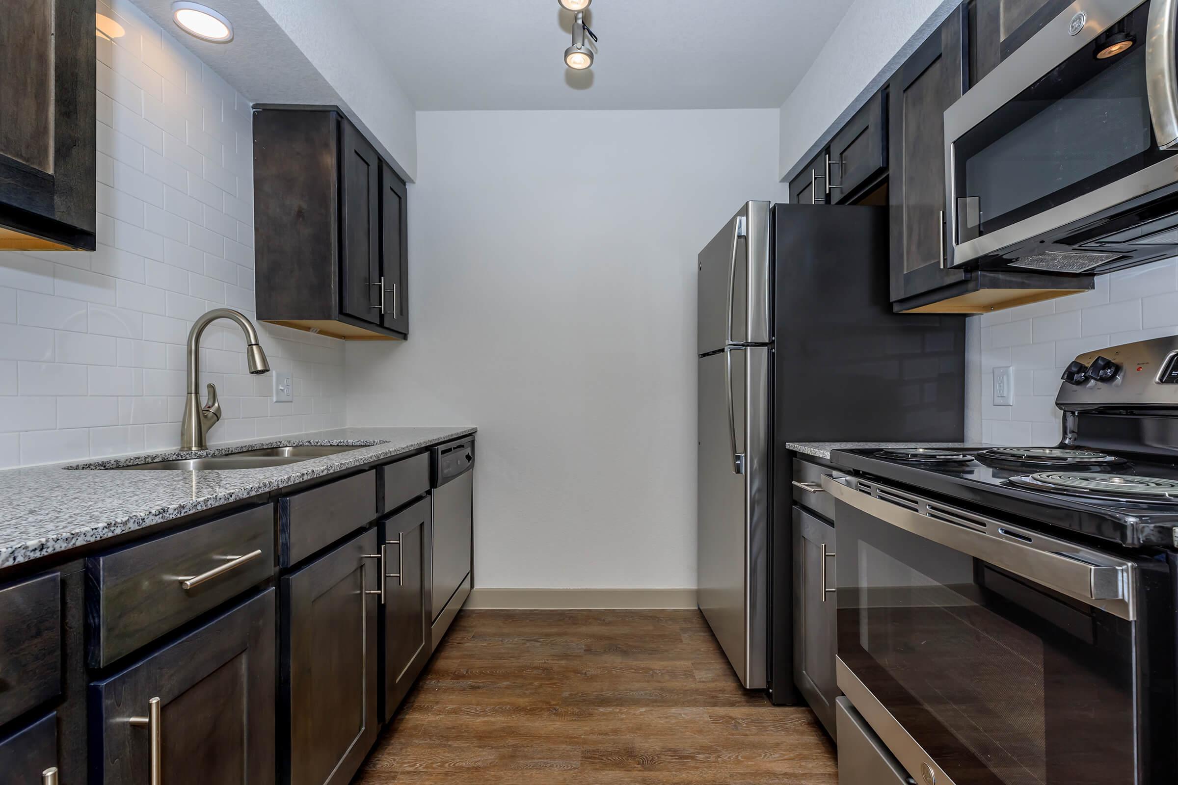 Willow Creek Apartment Homes Apartments in Alvin, TX