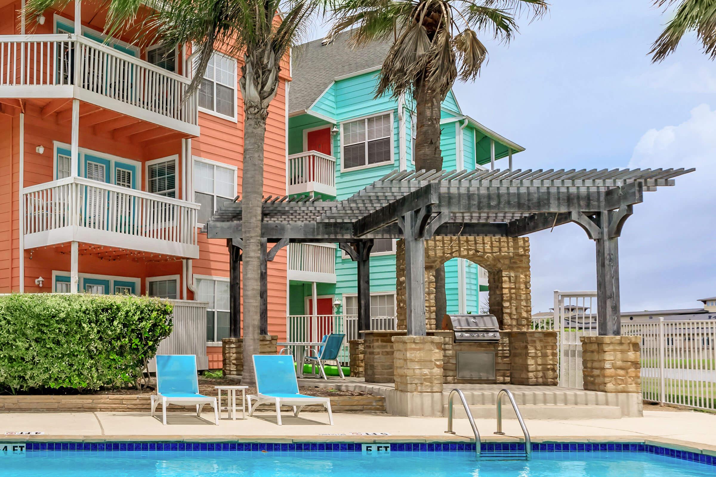 a large pool of water in front of a building