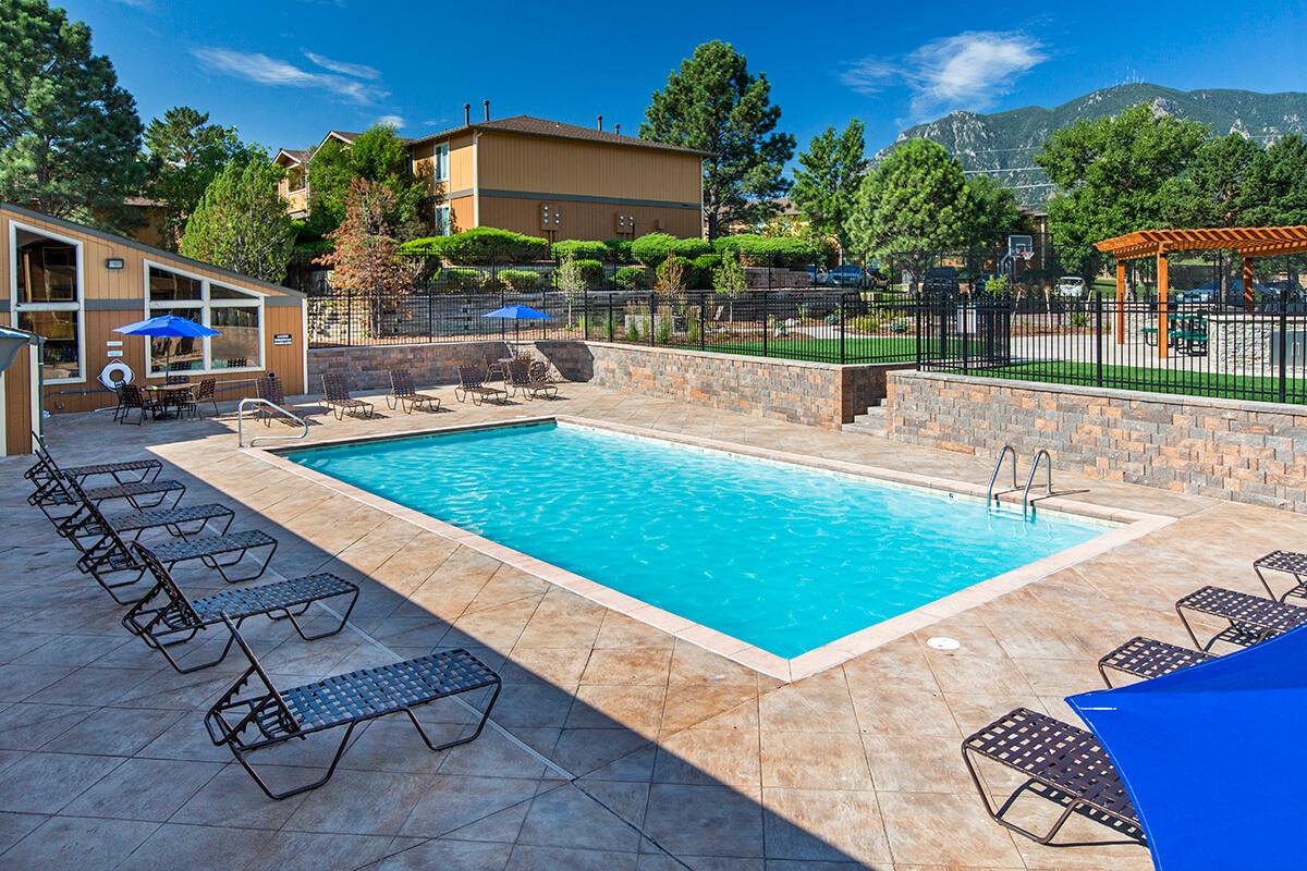 Cobblestone Ridge_CS_Summer 2015_01.jpg
