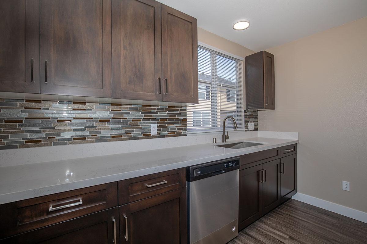 02a Kitchen.jpg