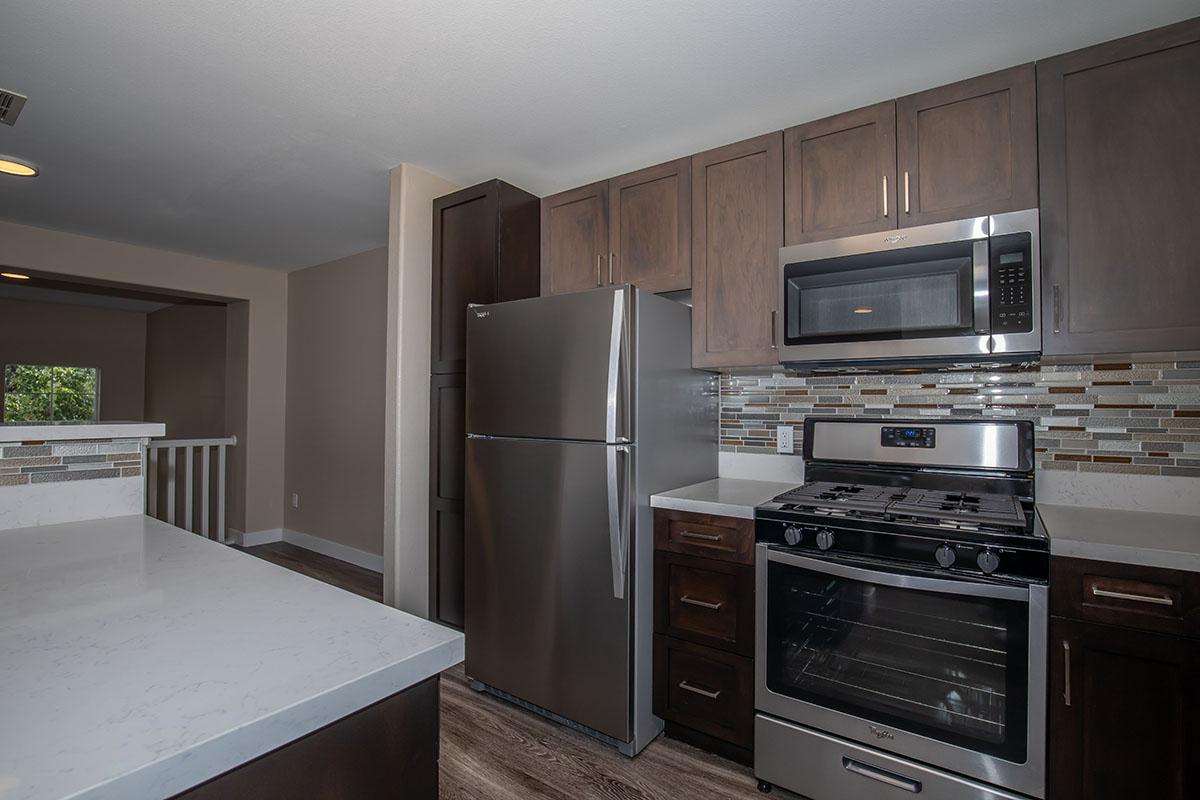 02b Kitchen.jpg