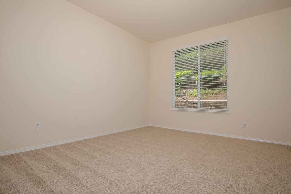 01b Living Room.jpg