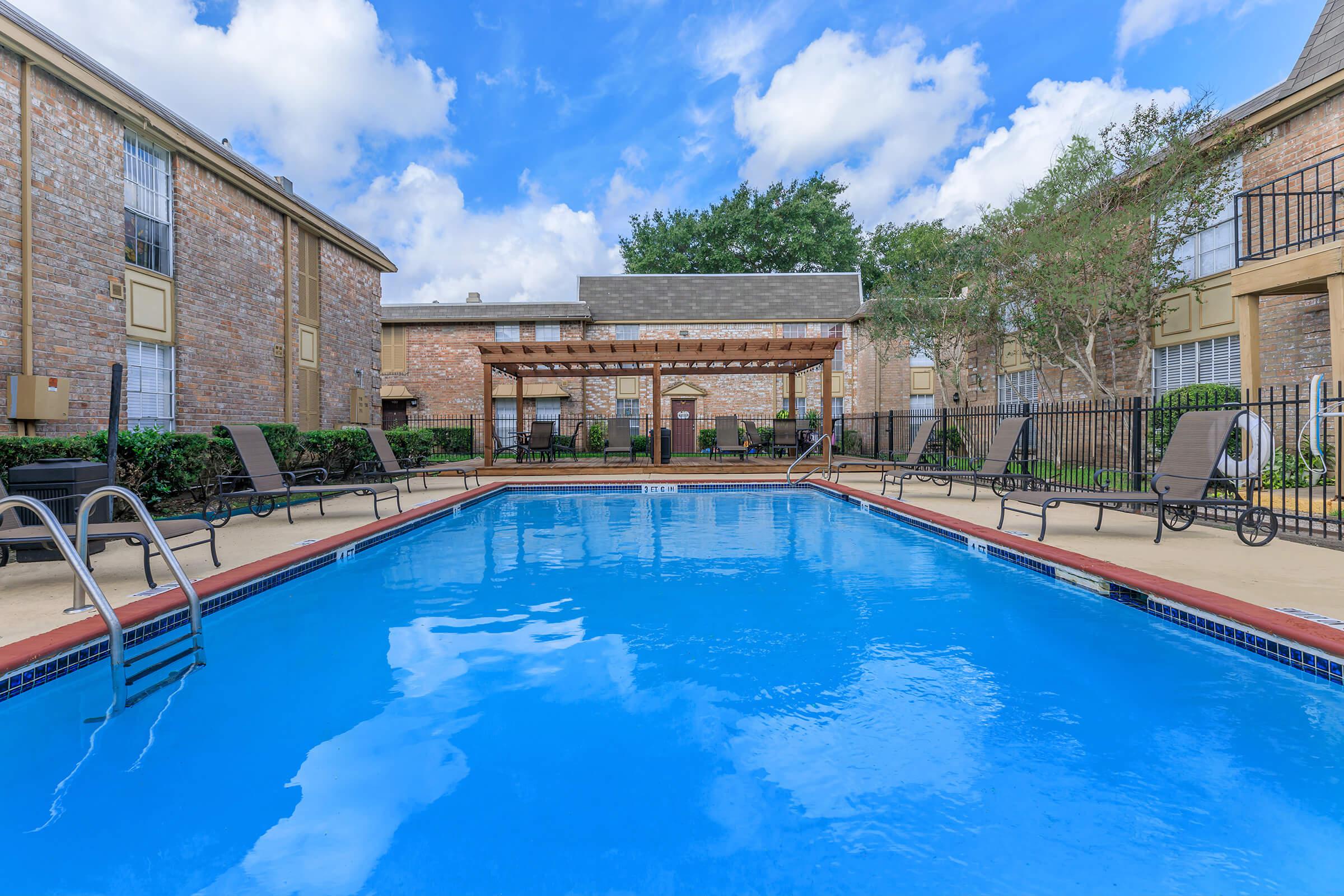 Stoney Brook - Apartments for Rent in Houston, TX