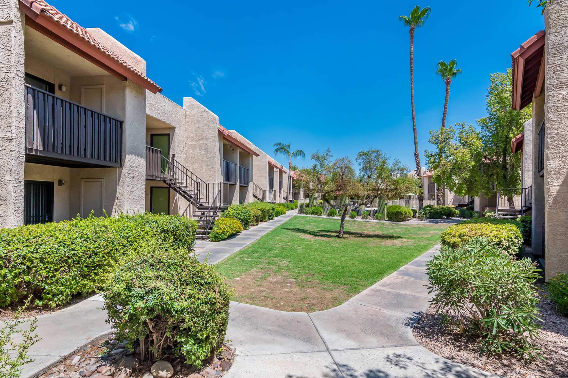 Coveted Location and Tranquil Apartment Community - Glenridge Apartments - Glendale - Arizona