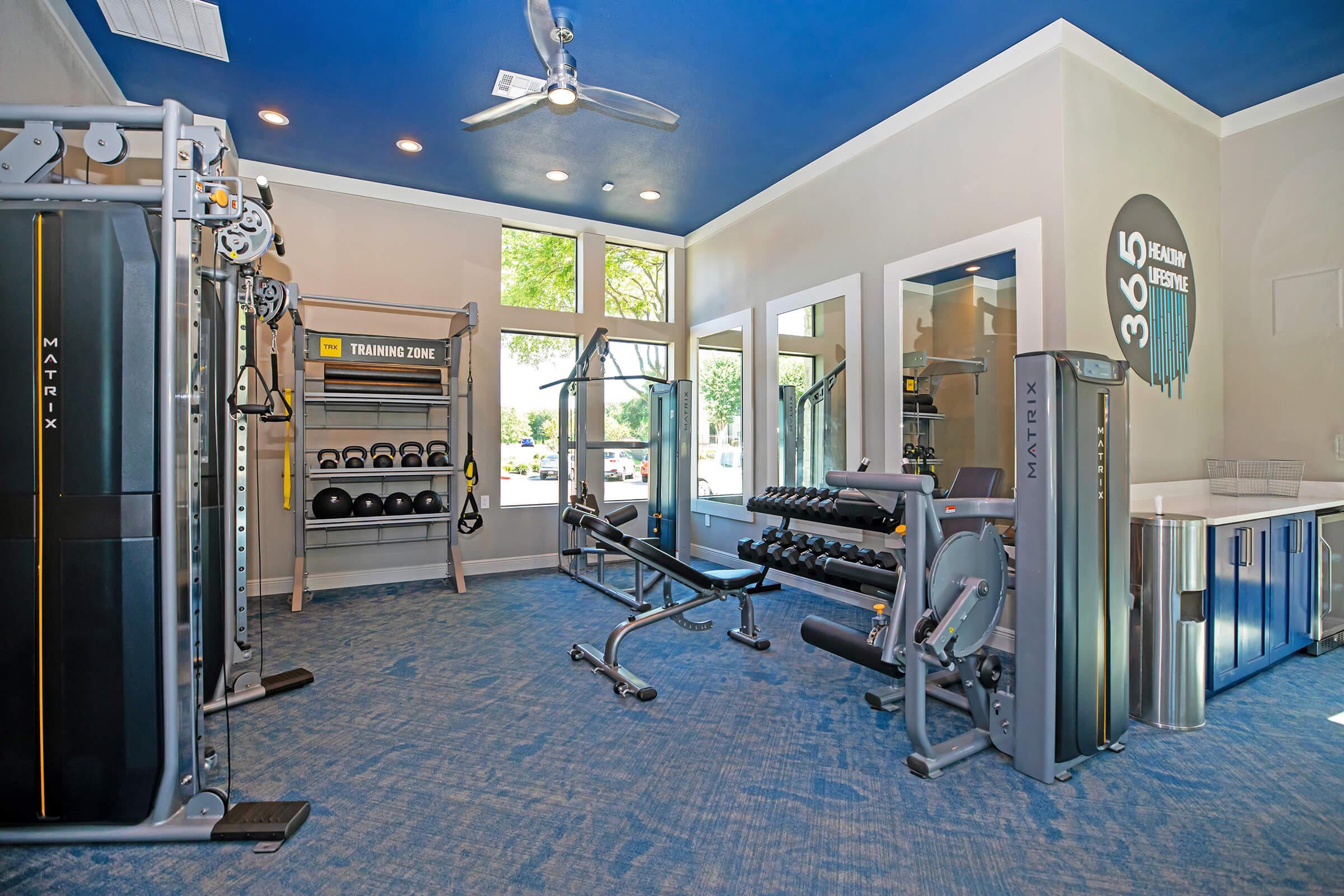 weight lifting equipment in the community gym