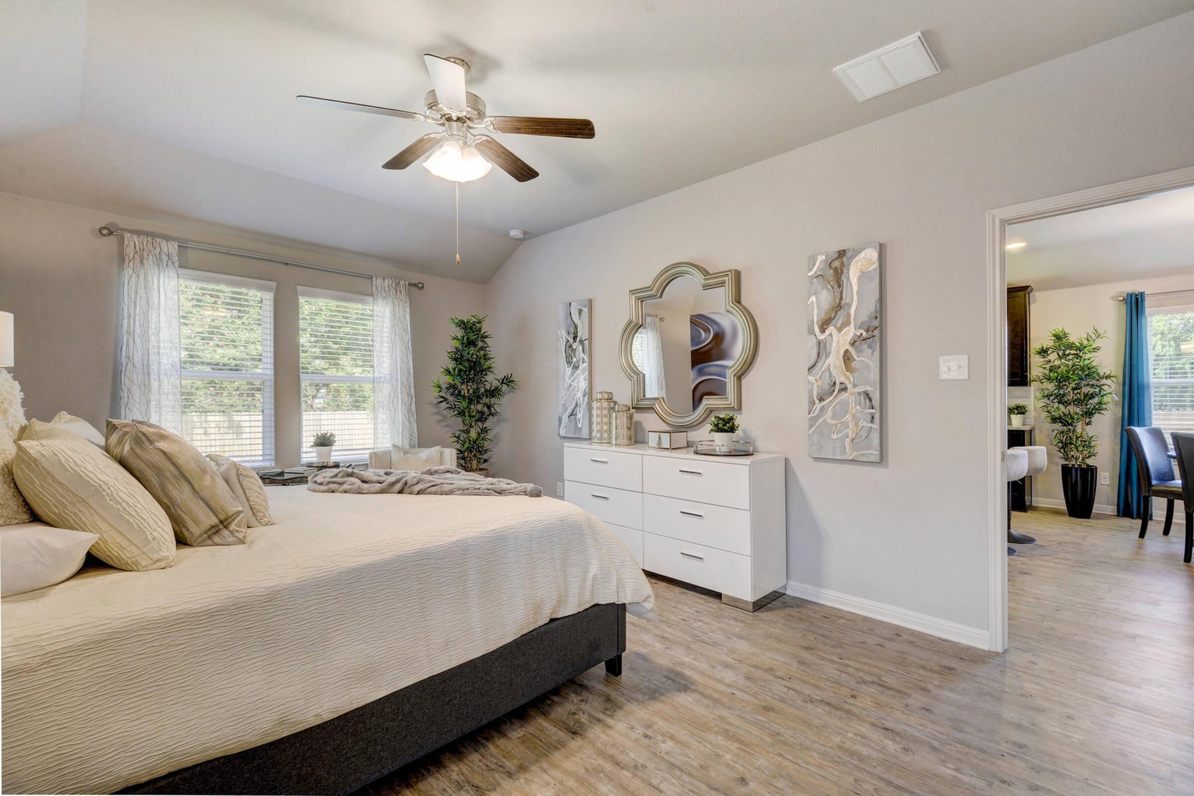 orig_1420 Walden Pond Dr 110_6669316.jpg
