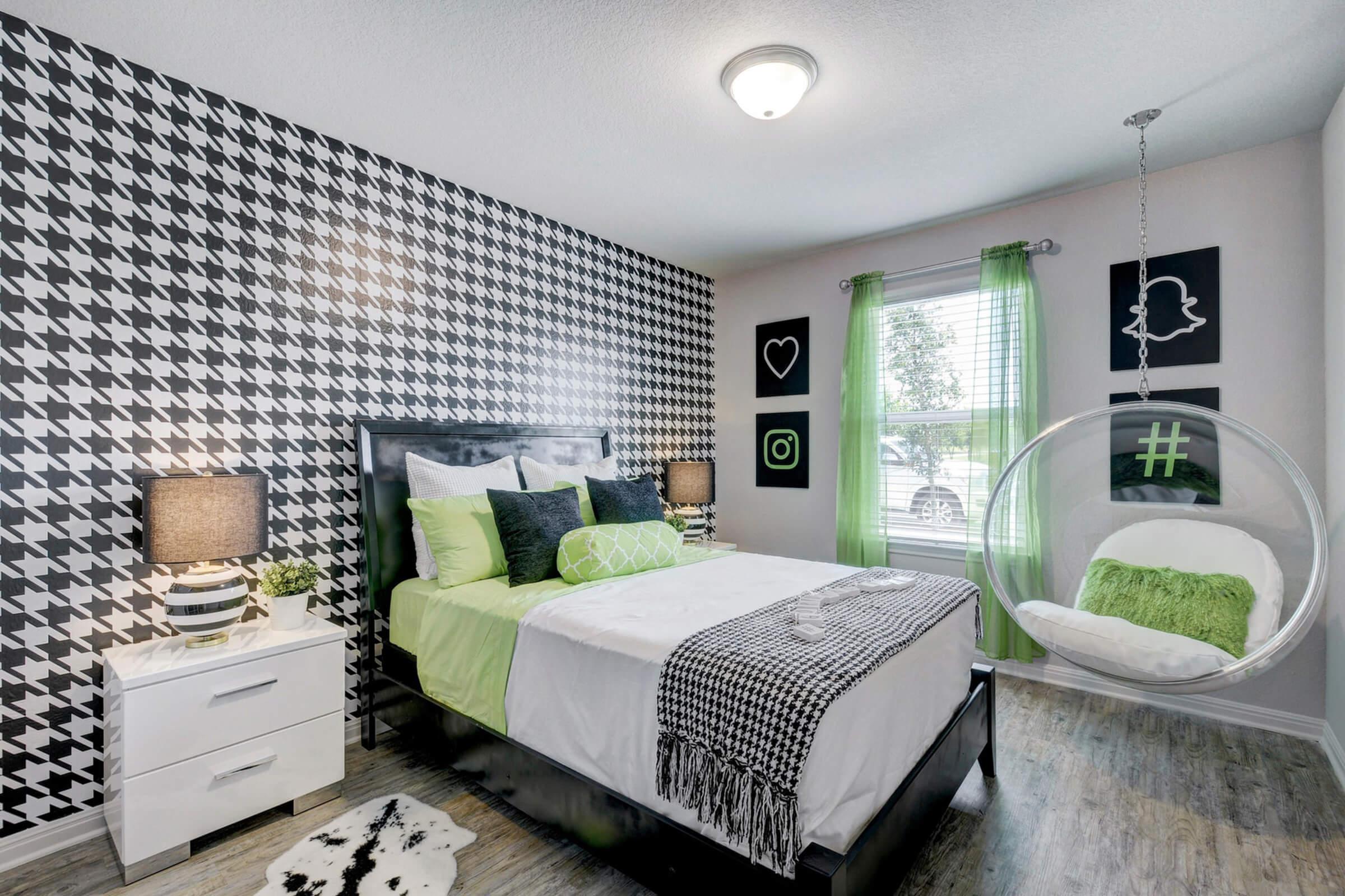 orig_1420 Walden Pond Dr 114_6669329.jpg