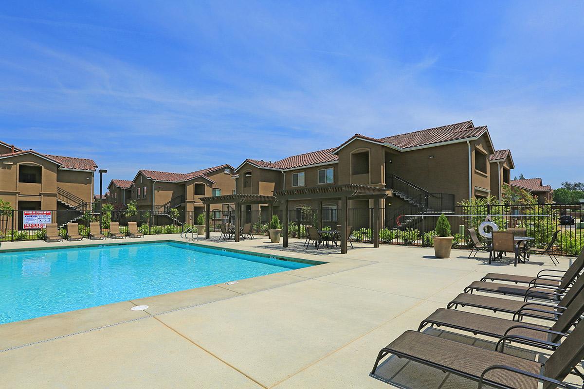 This is the sparkling swimming pool at Greystone Apartments