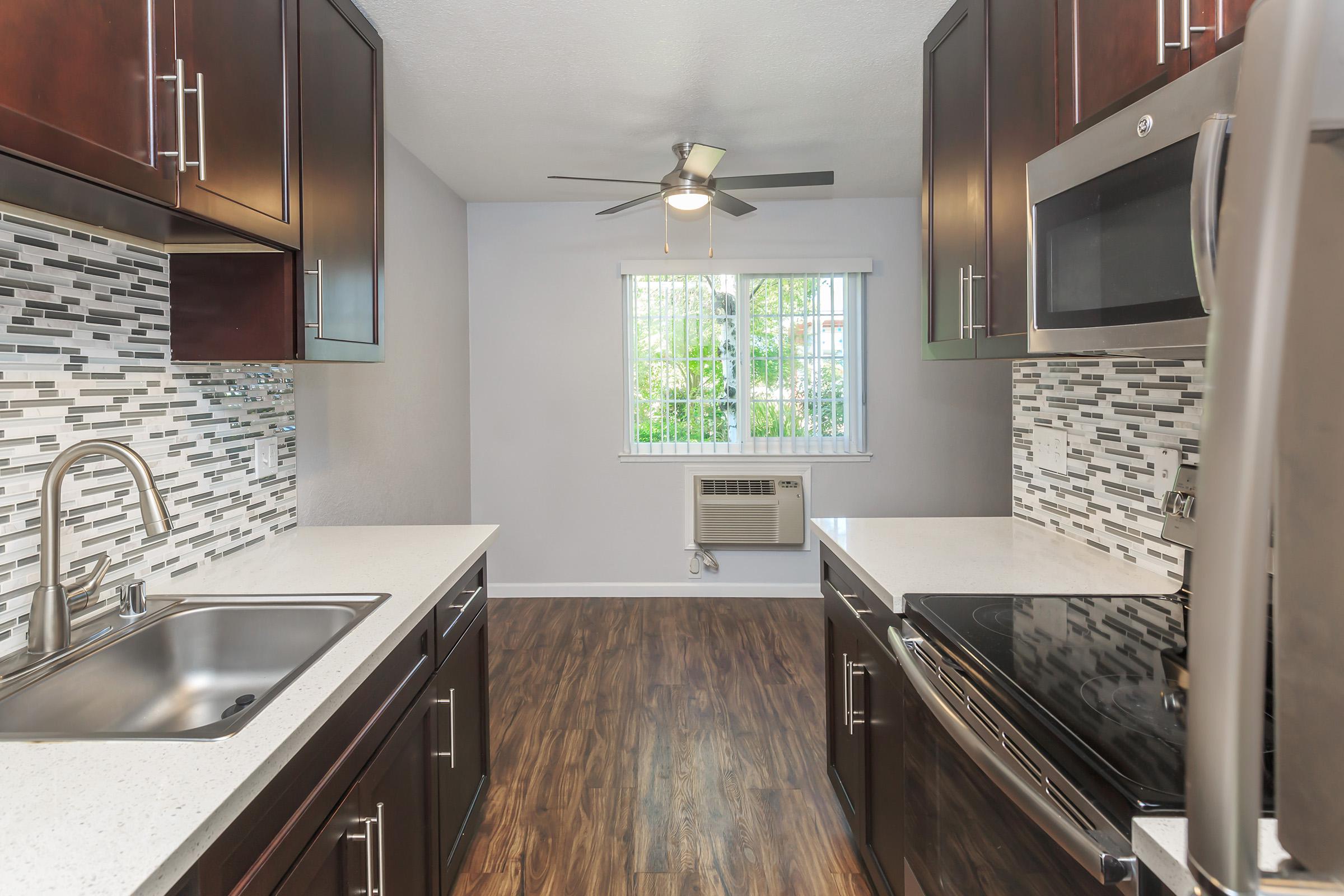 Kitchen at Creekside Apartments in San Jose, CA