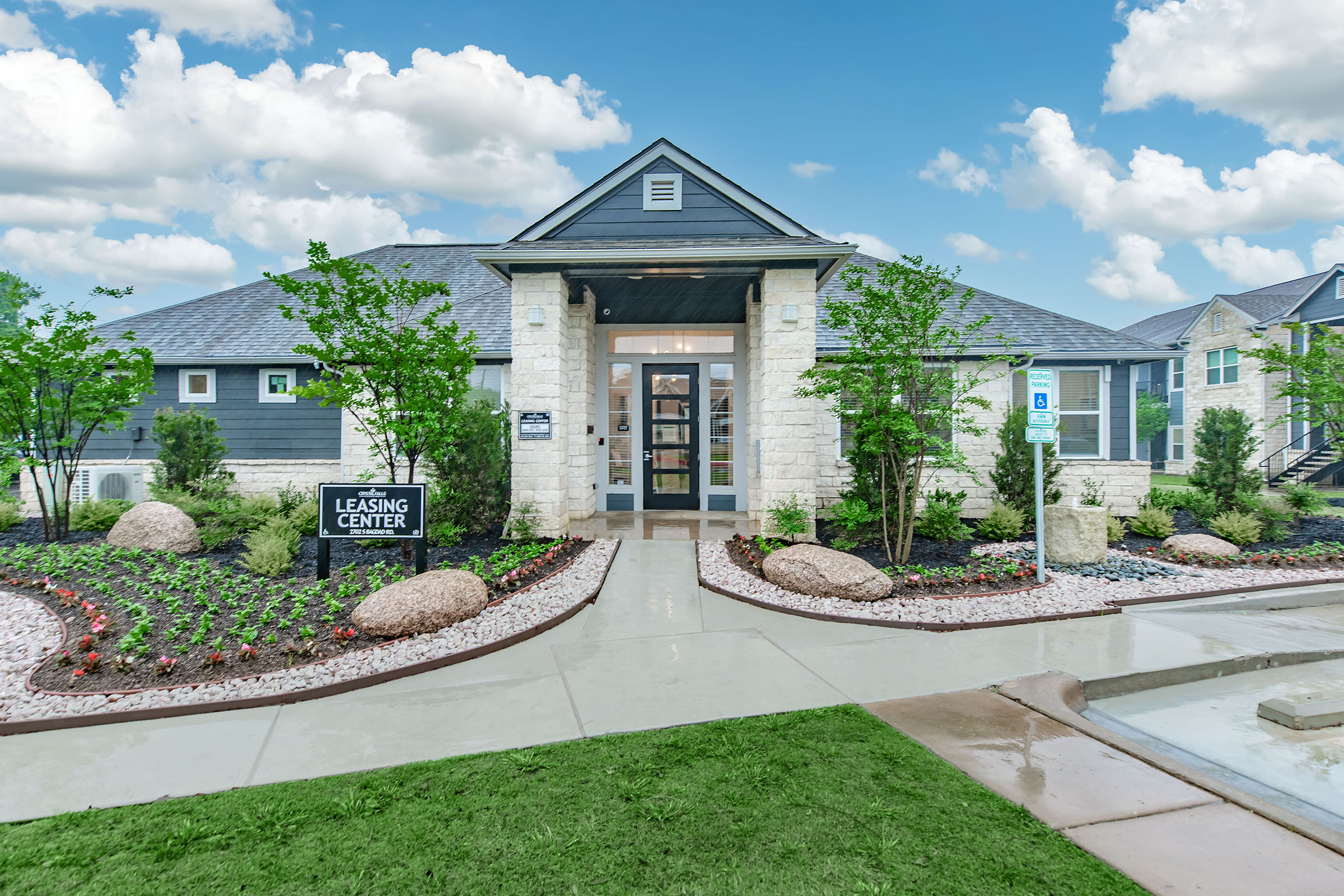 Crystal Falls Crossing in Leander, TX