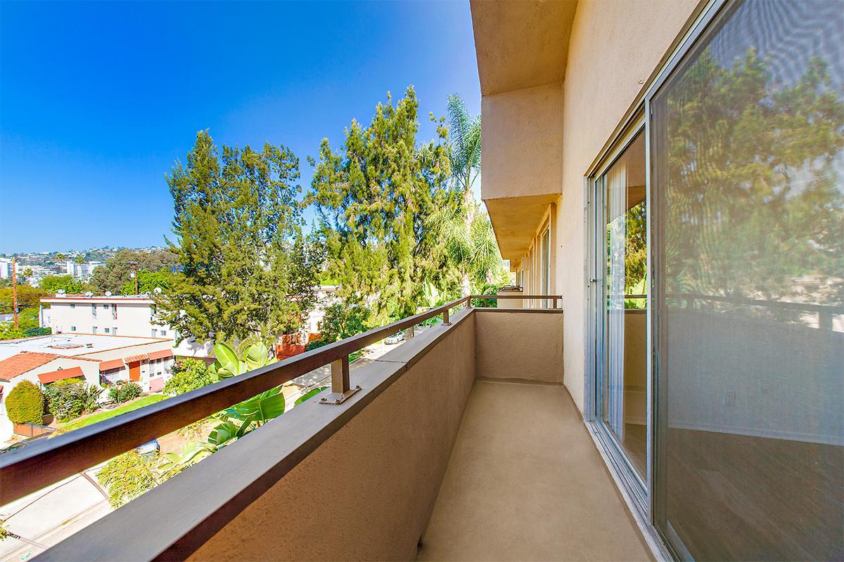 2-bedroom-2-bathj balcony.jpg