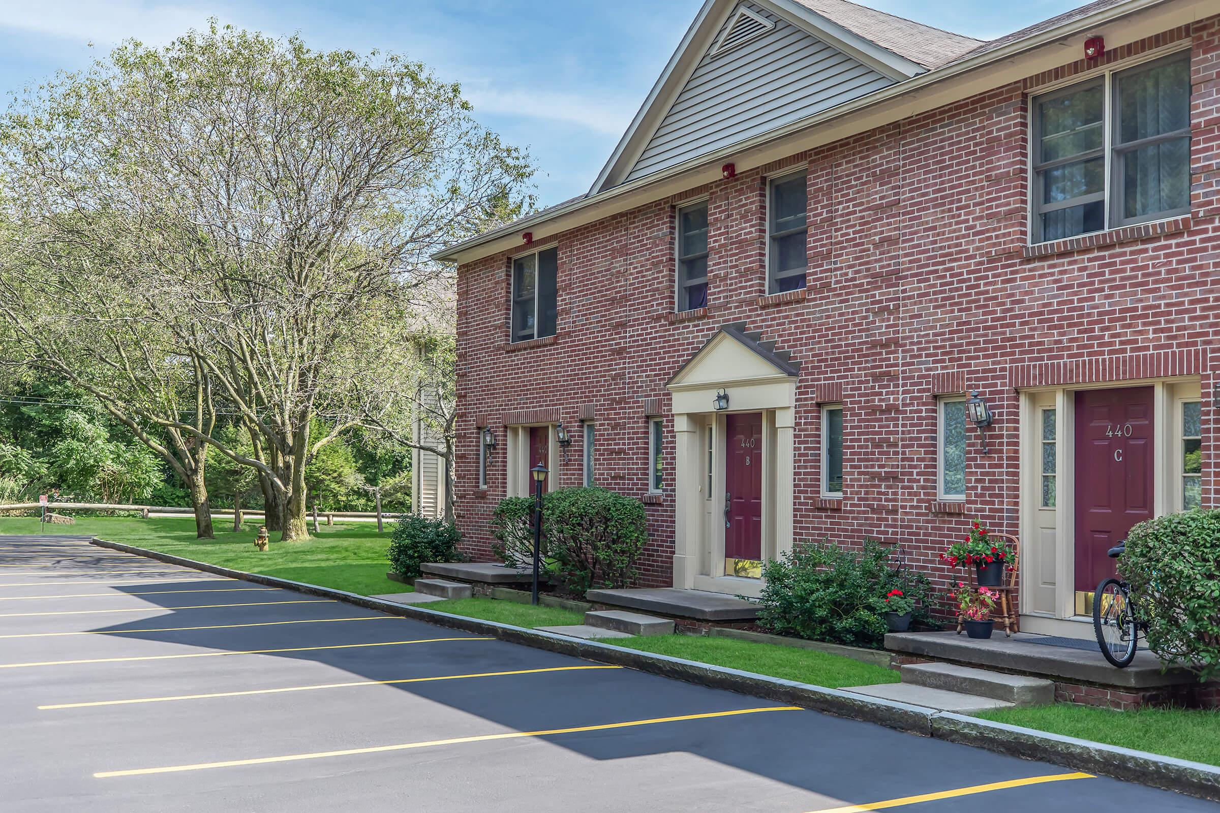 Browncroft Apartments