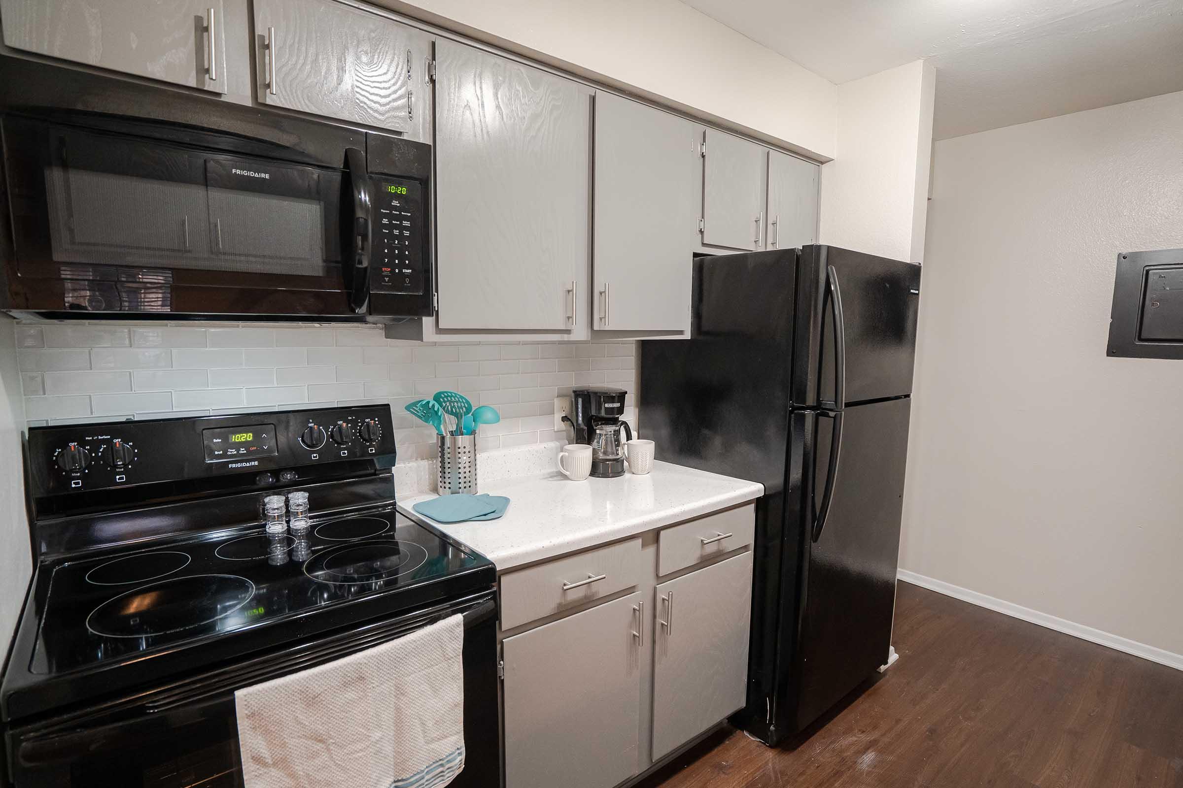 PLENTY OF CABINET SPACE