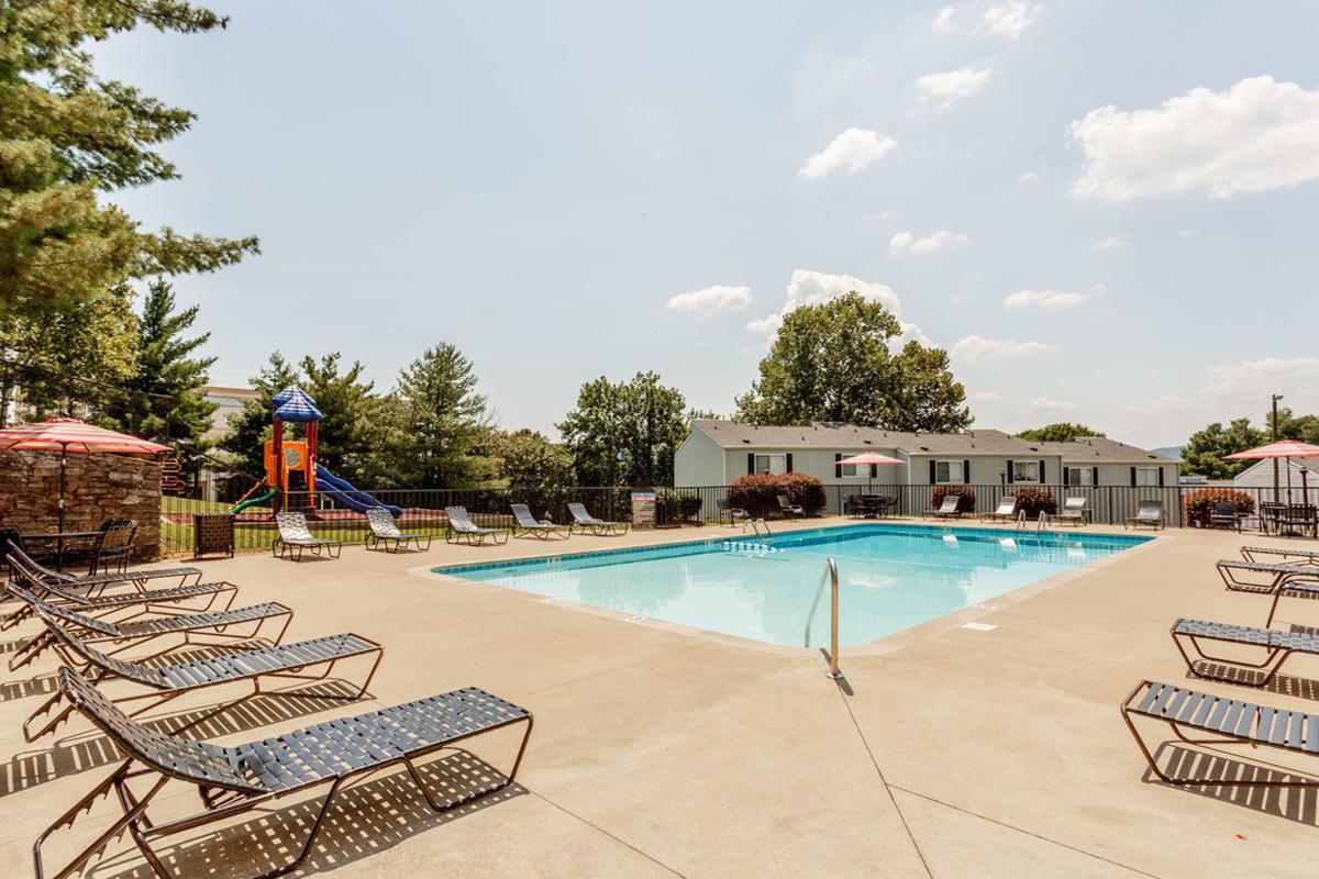 pool.jpg