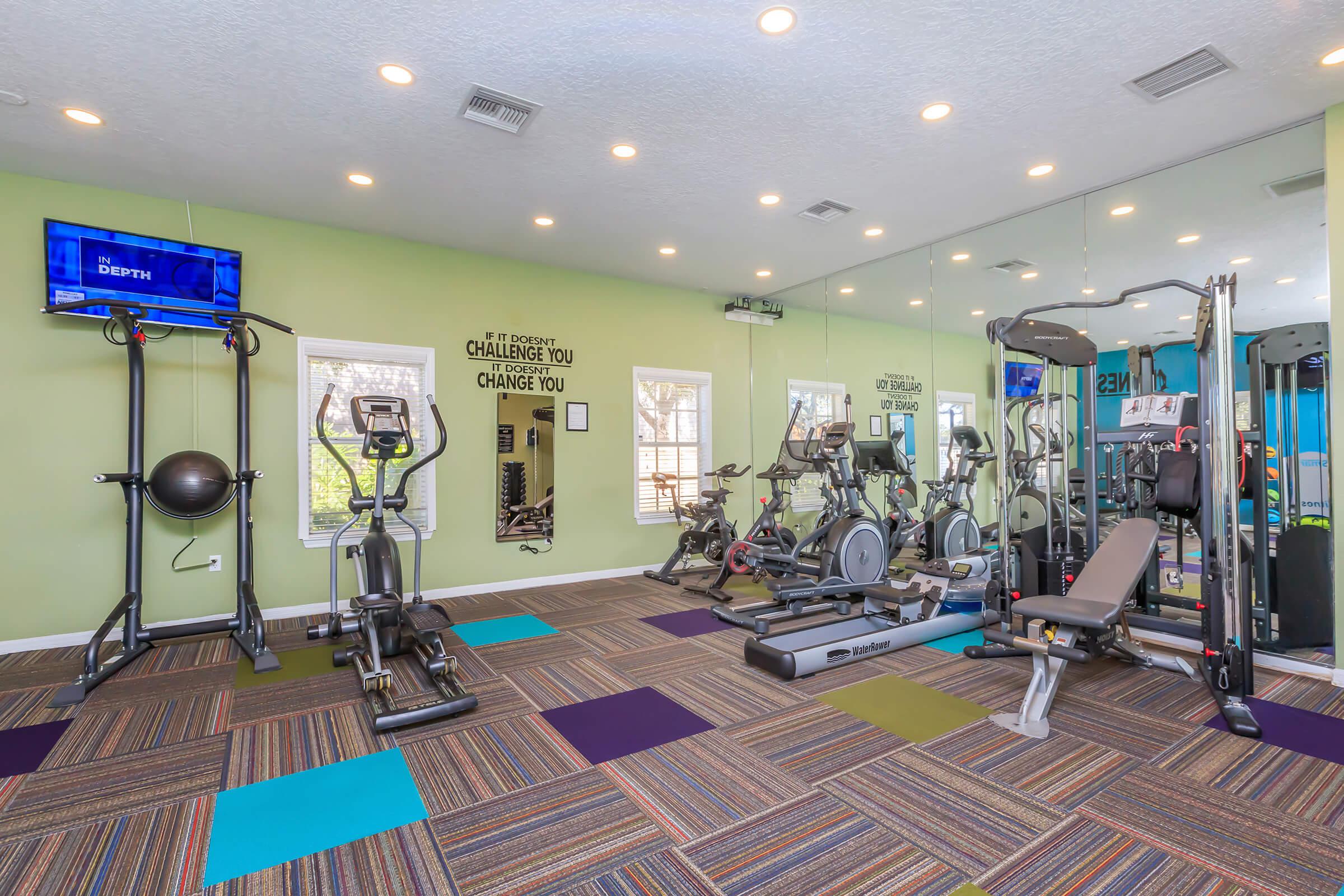 THE GROVE AT SOUTHSHORE HAS A FITNESS CENTER WITH FREE WEIGHTS.