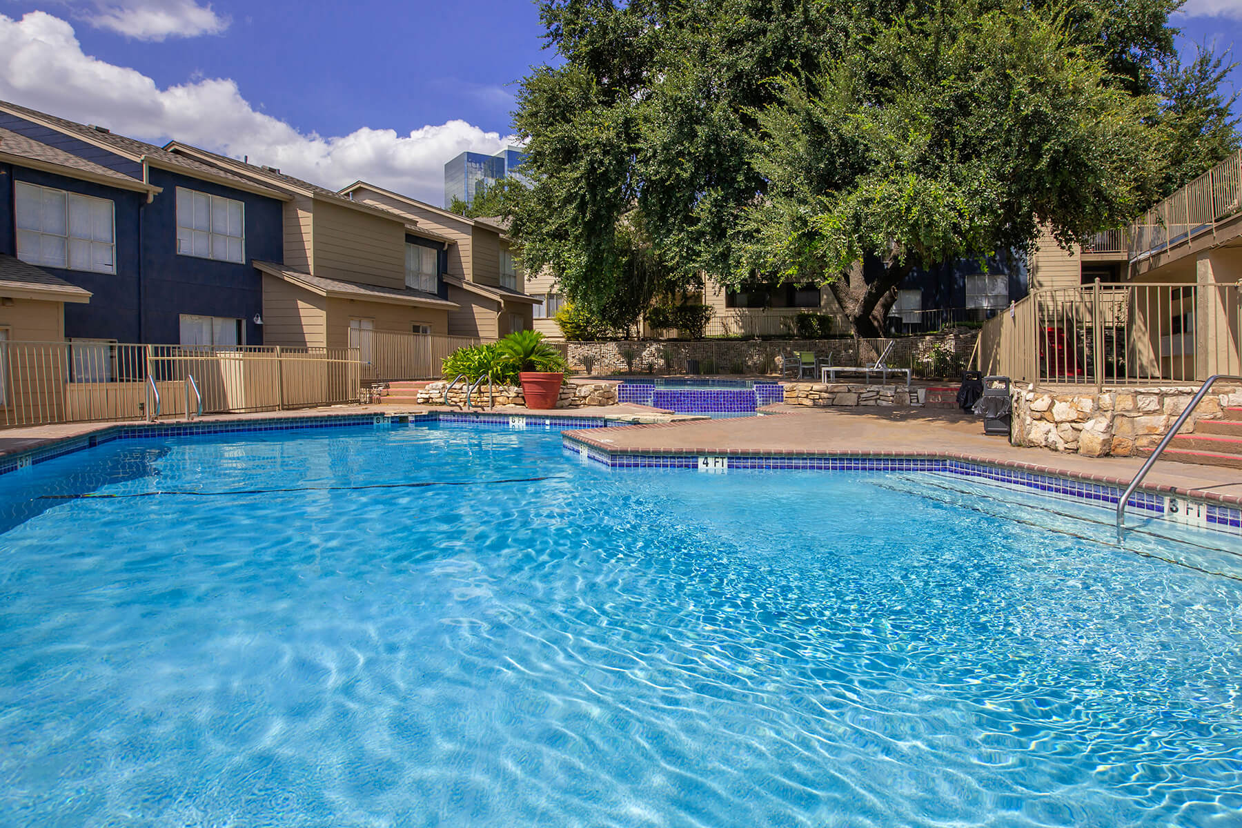 Melia - Apartments in San Antonio, TX