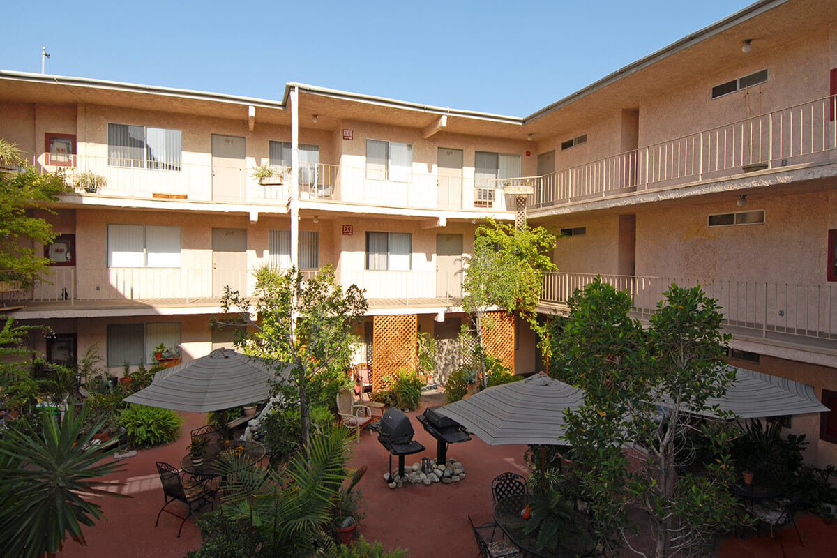 Picture of Kling Courtyard Apartments