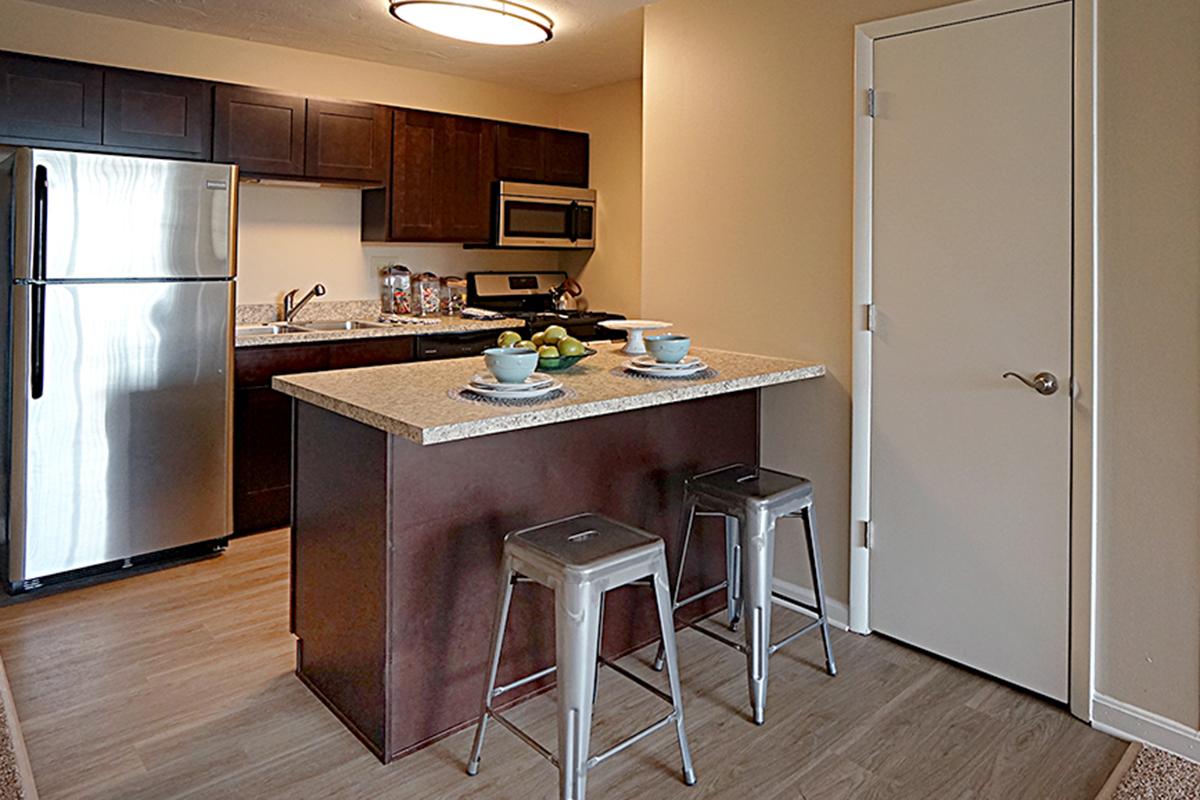 MODERN KITCHENS IN SHEFFIELD LAKE, OH