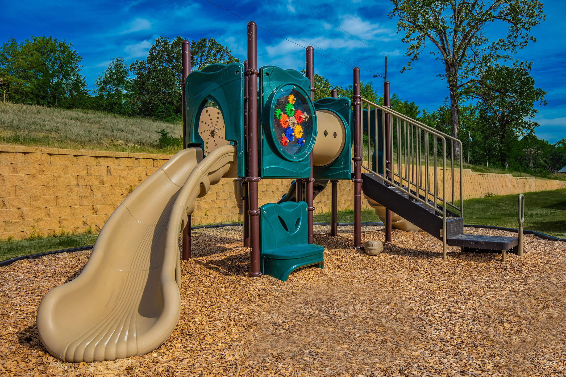MAKE MEMORIES AT THE PLAY AREA